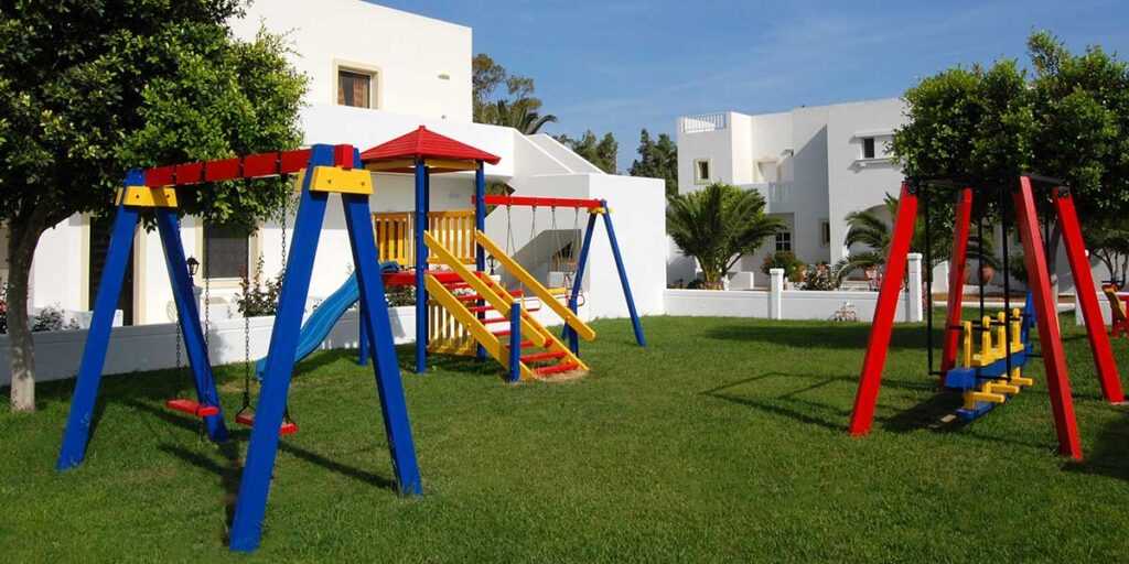 artificial-grass-for-playgrounds
